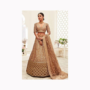 Última Moda en Lehenga Choli para Mujer, Bordado a Mano, Ghaghra Choli Dupatta, Cuero Genuino, Personalizable, Tradicional - Product Image 5