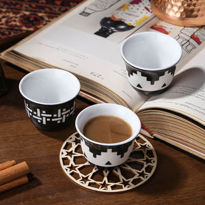 Pots et tasses rustiques arabes, soucoupes à thé en céramique artisanales, collection de poterie de style rustique - Product Image 3