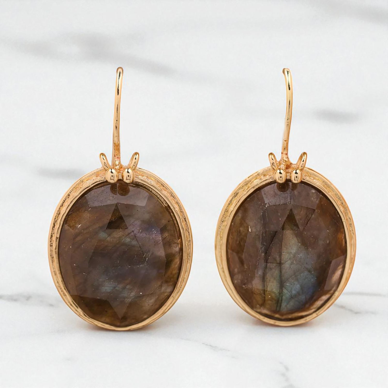 ลาบราดอไลท์