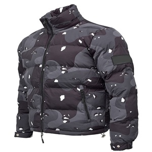 Manteau d'hiver surdimensionné pour hommes avec capuche détachable élégante veste en tissu léger rembourrée bouffante avec logo personnalisé imprimé de bulles vente en gros - Product Image 3