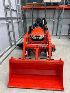 Tracteur utilitaire compact Kubota BX – Chargeur et tondeuse - Product Image 1