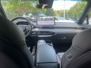 COCHE LHD/RHD 2023 Genesis GV70 3,5 T Sport AWD - Product Image 6