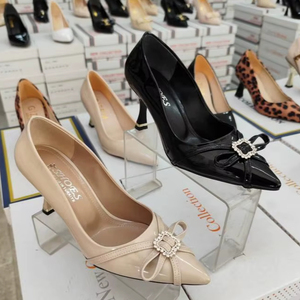 Zapatos de Tacón de Aguja Clásicos de 7 cm para Mujer, Punta Puntiaguda, Decoración de Diamantes de Imitación, Piel Sintética Color Borgoña, Tallas 36-40, Hechos en Turquía - Product Image 1