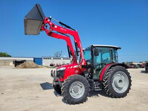 Tracteur AGCO Massey Ferguson 4710 4x4 d'occasion en bon état avec moteur de 100 CV, boîte de vitesses automatique, garantie de 2 ans, travaux agricoles et de construction - Product Image 4
