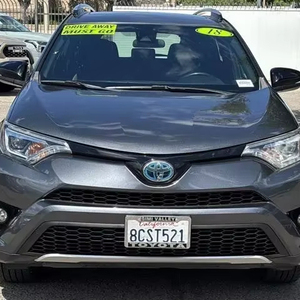 Toyota RAV 4 SE 2018 - Product Image 1