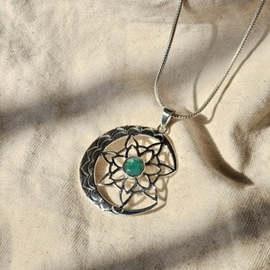 จี้เงินรูปดอกไม้แห่งชีวิตสำหรับผู้หญิงจี้เงินรูปพระจันทร์ใหญ่สีเขียวมรกต - Product Image 6