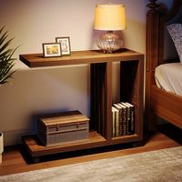 Table d'appoint en bois pur avec des lignes épurées de structure simple et un ton de bois clair idéal pour les maisons modernes