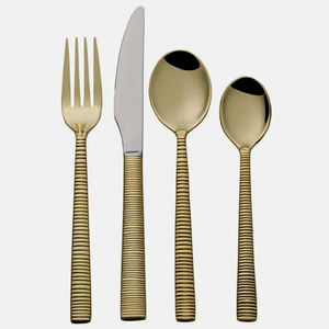 Elegant <b>Set</b> of 5 Stainless Steel Silverware in <b>Mirror</b> Polished with Sleek Design Perfect for Kitchenware and Tabletop Serving - Product Image 4