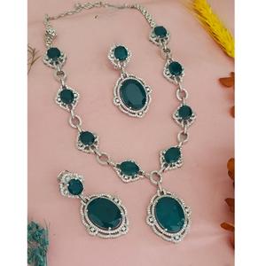 Fashionable Best Quality Silver Finish Zircon Necklace <b>Set</b> With Earrings <b>For</b> Wedding Party Wear Collection <b>For</b> <b>Women</b> - Product Image 3