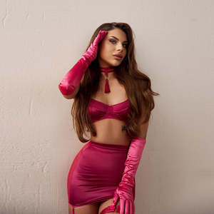 Ensemble <span class=keywords><strong>de</strong></span> lingerie sexy en satin exotique 5 pièces, jupe, jarretière, ensemble <span class=keywords><strong>de</strong></span> sous-vêtements sexy pour femmes <span class=keywords><strong>avec</strong></span> <span class=keywords><strong>soutien</strong></span>-<span class=keywords><strong>gorge</strong></span> à franges et culotte - Product Image 4
