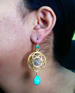 Usage quotidien 925 argent sterling plaqué or émeraude turquoise pierres précieuses classique élégant dames porter des boucles d'oreilles - Product Image 6