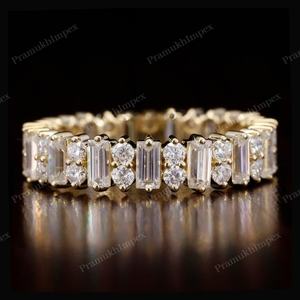 Anillo de Boda Clásico Unisex con Diamante Cultivado en Laboratorio de Primera Calidad, Corte Baguette, Certificado IGI, Personalizado, 2.71 CTW, Claridad VVS, Oro Amarillo, para Fiesta - Product Image 2