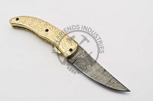 Couteau pliant en acier damas de 8 pouces fait à la main gaine en cuir couteau de poche en laiton gravé entièrement fait à la main supporté par OEM - Product Image 3