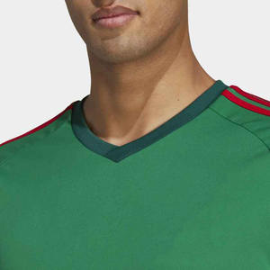 Maillot de football personnalisé en polyester de qualité supérieure, nouvelle collection 2024, séchage rapide, vente en gros, pour enfant et adulte. - Product Image 5