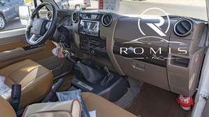 Toyota Land Cruiser LC71 Pickup 2023, 2.8L, 4x4, Diésel, 6 Asientos, Rines R18, Automático, Euro VI, Luces LED Diurnas, Volante a la Izquierda - Product Image 6