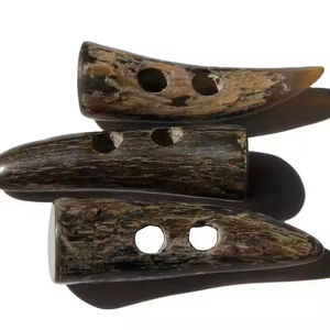 Cuerno de búfalo natural alterna artesanías pulidas para botones de venta por Artesanías de media luna - Product Image 1