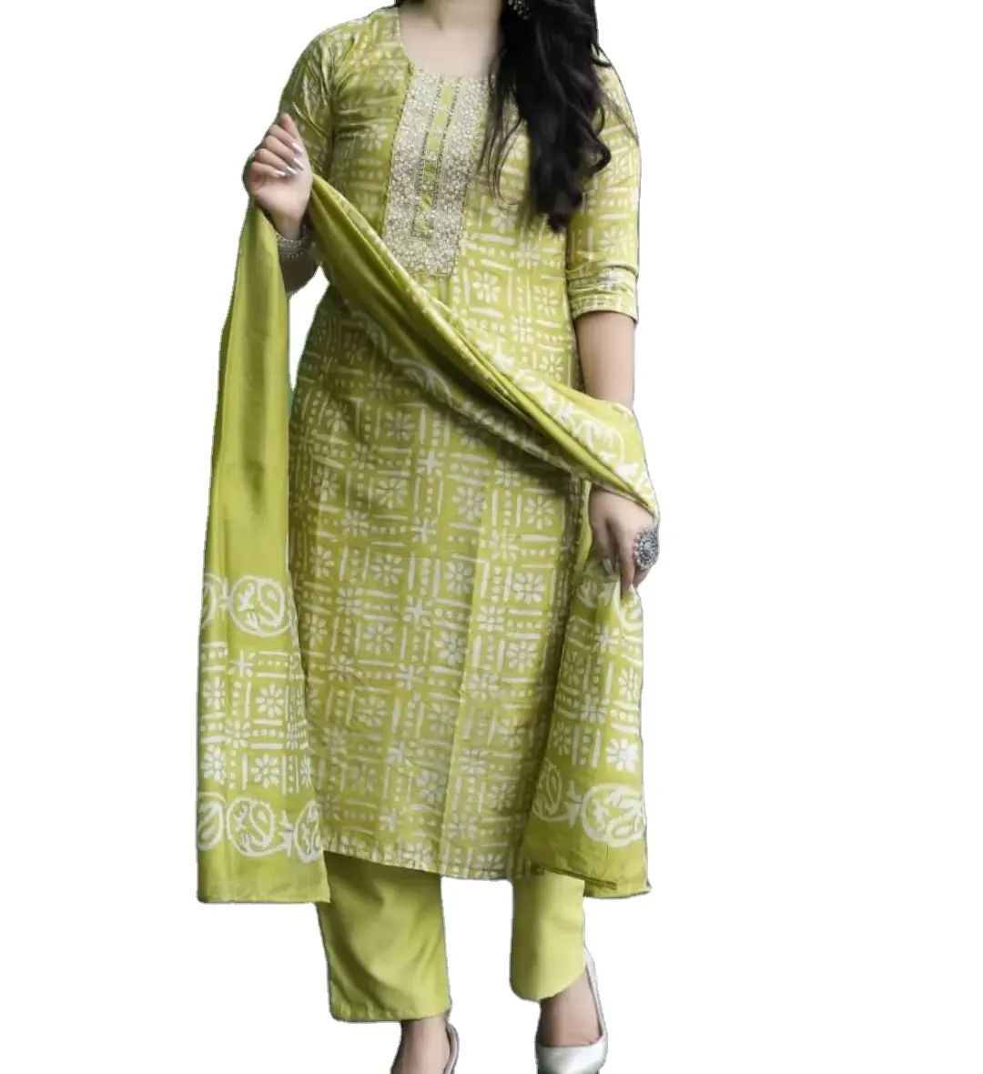 Export Factory Low Price Embroidery & Print Combo Work Three Quarter Sleeve Party Wear Indian Kurti With Palazzo