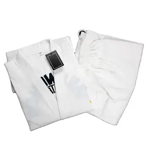 Uniforme de karate de poliéster de alta calidad, diseño de artes marciales, tu propio uniforme de karate, uniforme negro de karate, logotipo personalizado, venta al por mayor - Product Image 3