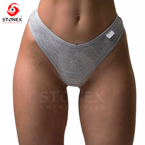 Gif kokrak porno Onlayn porno tomosha qilish: Yigit pol yuvayotganda etuk ayolning orqasiga otirdi.