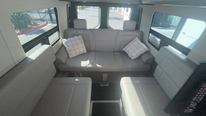 PROVEEDOR DE AUTOCARAVANAS USADAS 2022 A-i-r s-t-r-e-a-ms Interstate 24GT EXT 3500 Clase B en Venta - Product Image 2