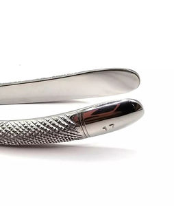 Pince d'extraction dentaire de haute qualité molaires supérieures droites Fig 17 pince dentaire orthodontique certifiée CE pince d'extraction dentaire - Product Image 4