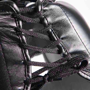 หมวกกันกระแทกสำหรับชกมวยคุณภาพสูง ทนทาน สำหรับผู้ใหญ่ สวมใส่สบาย น้ำหนักเบา ป้องกันอย่างมืออาชีพ ผลิตจากวัสดุหนังวัว - Product Image 4