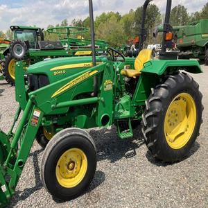 Obtenez John Deeere 5045D Tracteur 4x4 Tracteur agricole solide construit pour la performance Acheter Qualité supérieure Livraison rapide en gros - Product Image 2