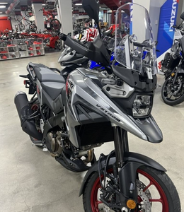 La mejor oferta de precio al por mayor de fábrica 2025-2026 V-Strom 800DE 1050DE EFI Adventure Motorcycle CE Certified OEM Export Supply - Product Image 1