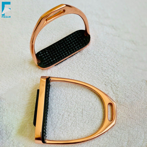 Étriers équestres en acier inoxydable de haute qualité équipement d'équitation coloré Logo personnalisé prix de gros compétitif à bas quantité minimale de commande - Product Image 6