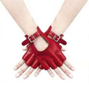 Gants unisexes en cuir perforé pour un usage unisexe avec un design de logo personnalisé - Product Image 1