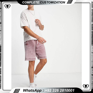 Short délavé à l'acide avec poches latérales et logo personnalisés et design pour hommes - Product Image 6