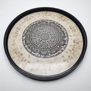 Assiette de présentation en fer ivoire marbré avec tourbillons de crème douce Taches d'or Art moderne Design antique Dîner de mariage luxueux - Product Image 1