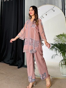 Diseñador Vintage indio paquistaní Kurta pesado Georgette Salwar traje para adultos boda y fiesta ropa de invierno - Product Image 2