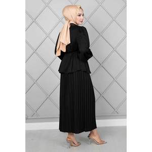 Hombros Botón Detalle Hijab 2 Piezas Conjunto Negro - Product Image 3