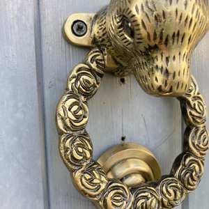 Aldaba de puerta con diseño de pavo real, aldaba de puerta de latón de calidad sólida, accesorios de puerta de Metal para decoración del hogar, aldaba 2025 - Product Image 5