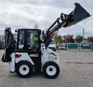 Chargeuse compacte sur pneus Hidromek HMK 62 SS, mini-chargeuse 74 CV 4x4, machine de construction haute efficacité - Product Image 2