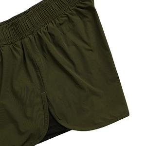 Shorts de sport pour hommes en maille ample décontractée à taille mi-haute, en satin uni, 100 % polyester, séchage rapide, vente en gros personnalisée - Product Image 5