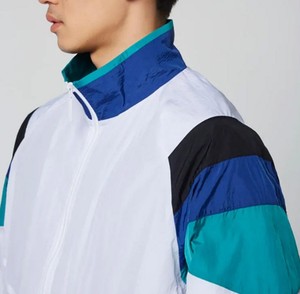 Conjunto de dos piezas de ropa deportiva para hombre, cortavientos y pantalones cortos de bloque de color, trajes de jogging de verano con patrón sólido - Product Image 5