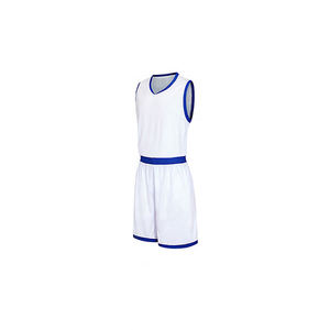 Uniformes de basket-ball confortables et légers pour hommes Uniformes de basket-ball en tissu doux pour équipe de jeunes - Product Image 2