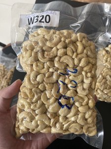 ถั่วเม็ดมะม่วงหิมพานต์อันดับ1 W240 W320 W280 W180มาตรฐานเวียดนามอบแห้งแบรนด์ AFI vilaconic - Product Image 4