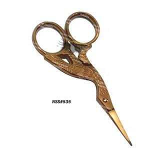 Tijeras de pestañas de Color arcoíris, de calidad profesional, hoja afilada, de acero inoxidable, pinzas NQLASH - Product Image 3