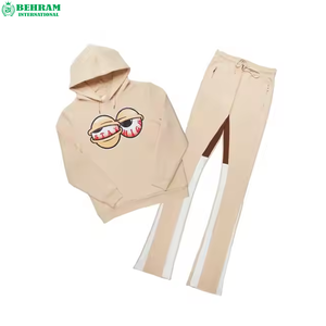 Ensemble respirant : Sweat à capuche et pantalon évasé en molleton 100% coton, teint uni, avec patch brodé et pantalon de survêtement - Product Image 5
