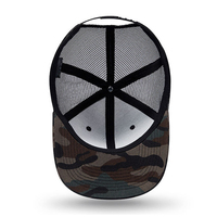 Gorra de béisbol estructurada de 6 paneles Richardson Wild Free Camo personalizada con logo de montaña bordado para aventura y caza