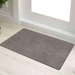 พรมปูพื้นสี่เหลี่ยมสีเทาพื้นหลังยางกันลื่นใช้ในบ้าน 45x75 ซม. - Product Image 3