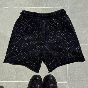 กางเกงขาสั้นผ้าแคนวาสสไตล์วินเทจสำหรับผู้ชาย OEM ผ้าฝ้าย 100% คุณภาพสูง ซักแบบ Acid Wash ระบายอากาศได้ดี แห้งเร็ว ประดับด้วย Rhinestone สินค้าขายดี จำนวนมาก - Product Image 5