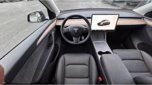 2024 Tesla โมเดลประสิทธิภาพ Y AWD รถไฟฟ้าที่ใช้บ่อยเกียร์อัตโนมัติผ้าหนังแบบพาโนรามาหลังคาซ้าย - Product Image 5