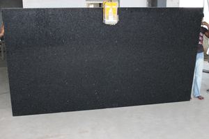 Granit moderne de perle noire de conception grande dalle polie surface matériel en pierre de première qualité - Product Image 2