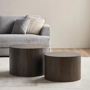 Table cylindrique ronde élégante en or conçue pour les chambres à coucher et les coins décoratifs avec un attrait intemporel - Product Image 6