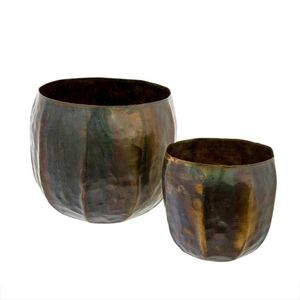 Stylish vintage-inspired wrought iron flower <b>vases</b> with unique floral <b>engravings</b> for high-end wedding and party decor - Product Image 2