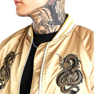 Offre spéciale Vêtements d'hiver élégants personnalisés Vestes universitaires de haute qualité avec manches en cuir de vachette Vestes universitaires pour hommes - Product Image 3